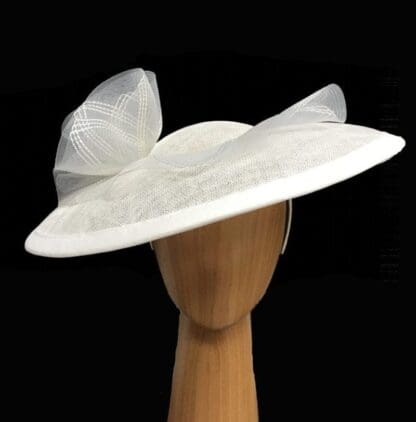 large white saucer fascinator