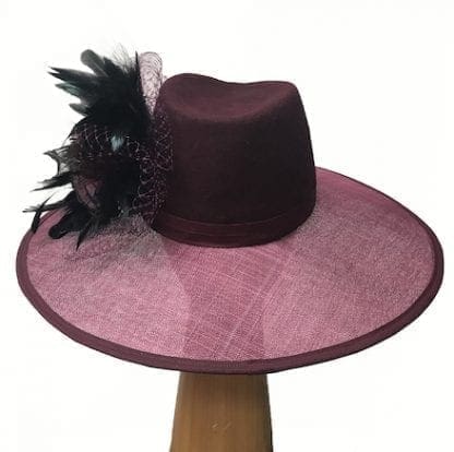 Wine wool crown hat