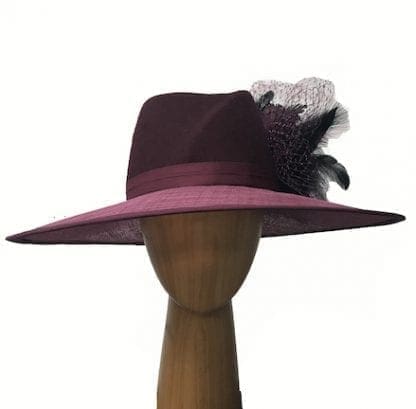 Wine wool crown hat