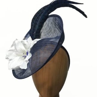 navy with white lilies fascinator