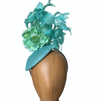 turquoise curled feathers fascinator