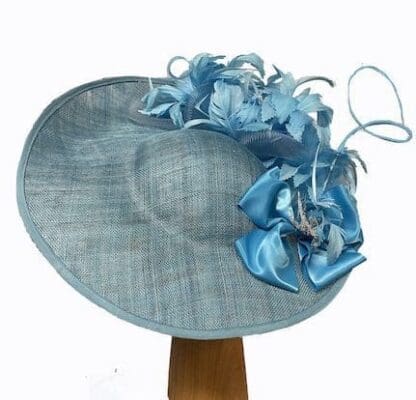 XL light blue fascinator