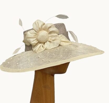 IVORY AND BEIGE DRESS HAT