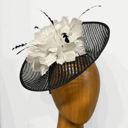 Black and White windowpane fascinator