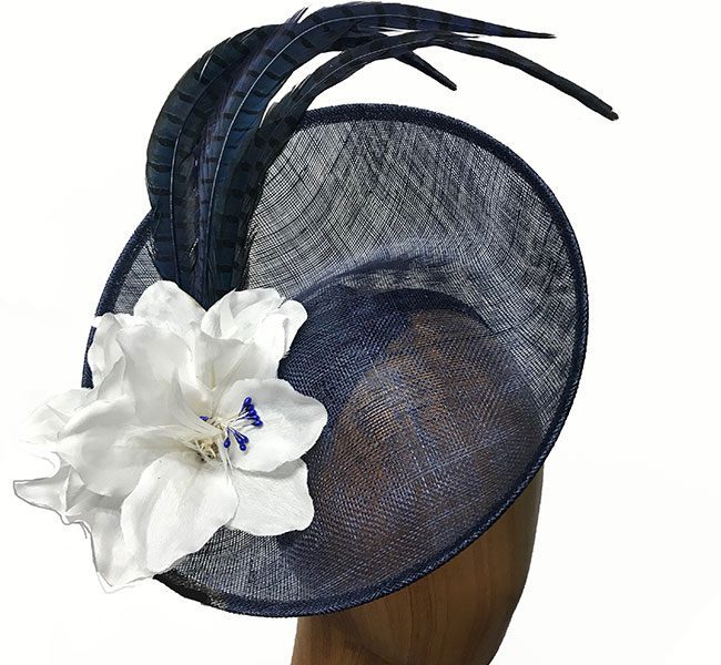 Tara navy white lily
